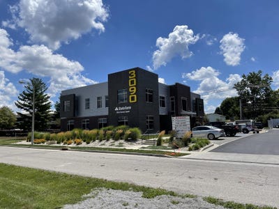 /international/us/3090-harrodsburg-road-lexington-ky-110105224137/