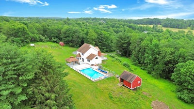 /international/us/132-sycamore-drive-palmerton-pa-110100343965/