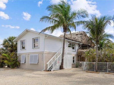 /international/us/7035-placida-road-englewood-fl-110099369492/