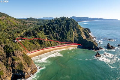 /international/us/2370-cape-meares-loop-tillamook-or-110107552935/