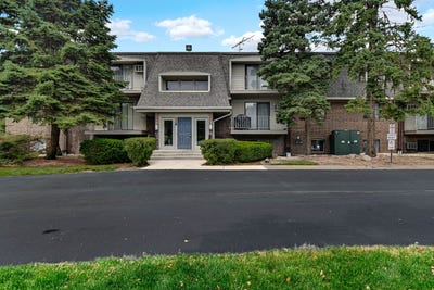 /international/us/228-e-bailey-road-naperville-il-110108714644/