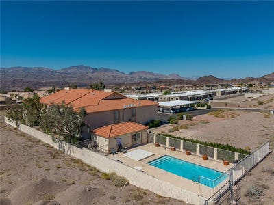 /international/us/3408-sunriver-road-bullhead-city-az-110120123840/