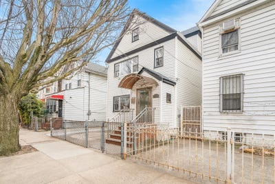 /international/us/10140-nicolls-avenue-corona-ny-110098134722/