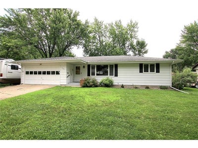 /international/us/725-southview-drive-sw-hutchinson-mn-110101147949/?lang=en