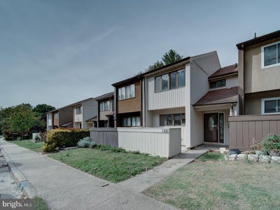 /international/us/1802-old-post-terrace-woodbridge-va-110120767250/