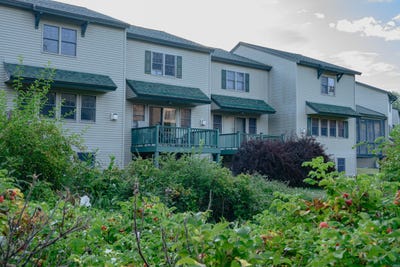 /international/us/187-fir-way-lake-placid-ny-110119713365/