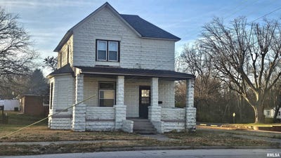 /international/us/428-n-main-street-lewistown-il-110103723983/