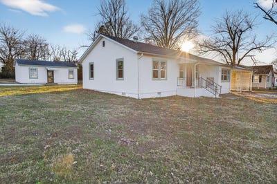 /international/us/840-dorris-avenue-mountain-grove-mo-110107633415/