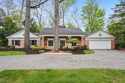 /international/us/3022-harriett-road-silver-lake-oh-110107996581/