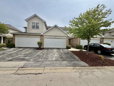 /international/us/18251-kirby-drive-tinley-park-il-110107963274/