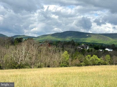 /international/us/7-4-ac-mountain-falls-rd-winchester-va-110107688288/