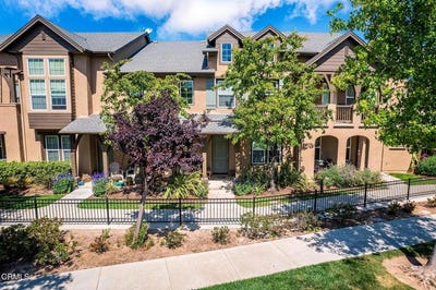 /international/us/337-feather-river-place-oxnard-ca-110099087365/