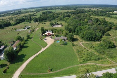 /international/us/23625-highway-v-sedalia-mo-110101076198/?lang=id