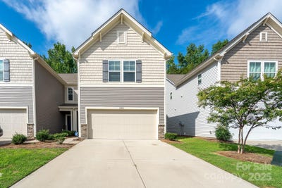 /international/us/14014-clayborn-street-midland-nc-110101165776/