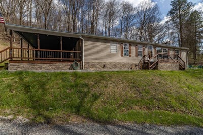 /international/us/78-hannah-street-clarksburg-wv-110106957871/
