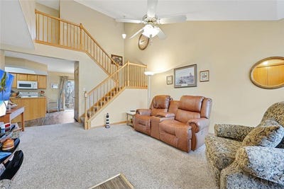 /international/us/29660-north-court-chisago-city-mn-110107386011/