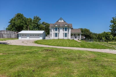 /international/us/4842-highway-f48-w-newton-ia-110101073111/