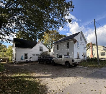 /international/us/12-state-street-rockland-me-110120531139/