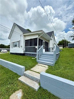 /international/us/701-n-high-street-salem-in-110093521913/