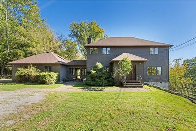 /international/us/6-austin-street-dansville-ny-110120411890/