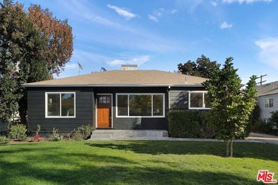 /international/us/5318-teesdale-ave-valley-village-ca-110108034472/