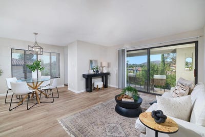 /international/us/17617-pomerado-rd-san-diego-ca-110120457652/