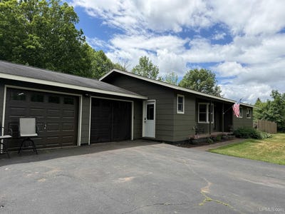 /international/us/1001-tilden-road-bessemer-mi-110108817785/