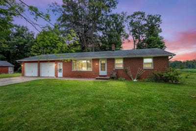 /international/us/138-elm-drive-green-bay-wi-110109656631/