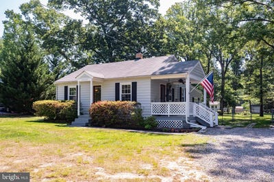 /international/us/10429-old-colchester-rd-lorton-va-110108237390/