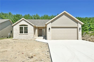 /international/us/2871-pebble-creek-court-cortland-oh-110101094882/
