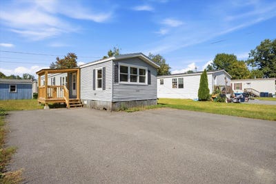 /international/us/33-longmeadow-drive-concord-nh-110110191336/