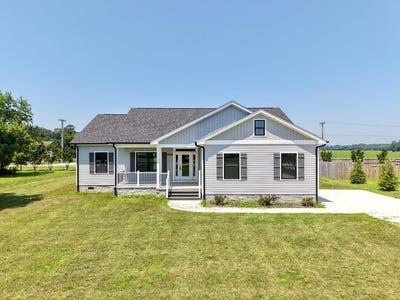 /international/us/27212-castle-row-cape-charles-va-110098495750/