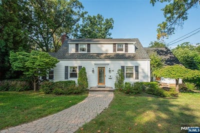 /international/us/42-valley-view-terrace-wayne-nj-110110214382/