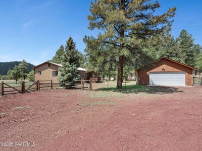 /international/us/12778-e-larkspur-lane-parks-az-110100120013/