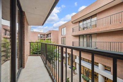 /international/us/9333-memorial-drive-houston-tx-110100972634/