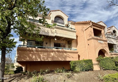 /international/us/18109-erik-court-canyon-country-ca-110107810407/