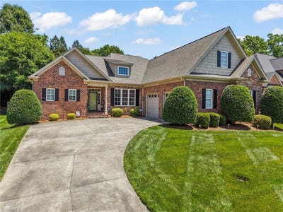 /international/us/4968-britton-gardens-road-clemmons-nc-110108300173/