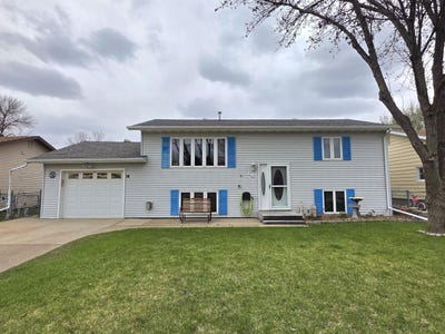 /international/us/14-s-illinois-street-aberdeen-sd-110107574925/