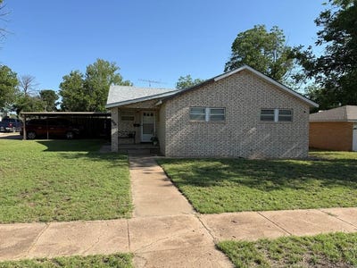 /international/us/902-e-16th-st-colorado-city-tx-110102739455/