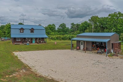 /international/us/4798-county-road-4235-de-kalb-tx-110108360964/