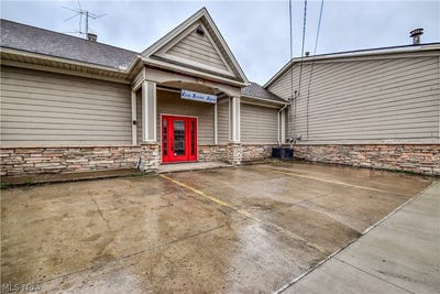 /international/us/4199-main-street-perry-oh-110107721741/