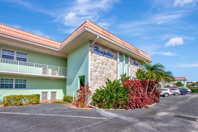 /international/us/117-lehane-terrace-north-palm-beach-fl-110100971336/