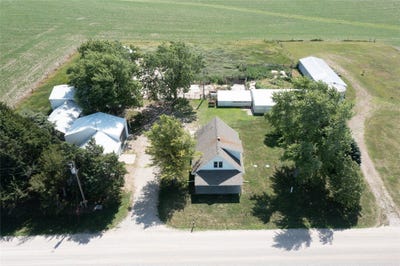 /international/us/7404-sioux-avenue-reasnor-ia-110100413663/