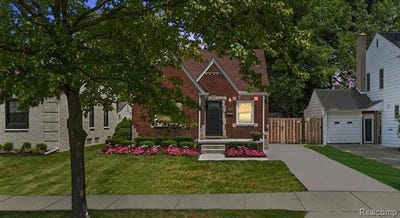 /international/us/1450-hampton-road-grosse-pointe-woods-mi-110100849923/