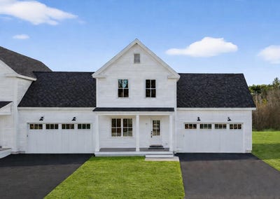 /international/us/12-holbrook-farms-way-scarborough-me-110106175556/