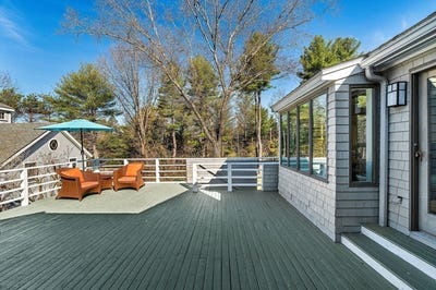 /international/us/39-kings-grant-rd-weston-ma-110107288063/