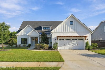 /international/us/11-lemongrass-court-hampstead-nc-110120528112/