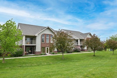/international/us/w1062-marietta-ave-ixonia-wi-110108333248/