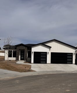 /international/us/2905-aria-way-elko-nv-110095750504/