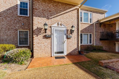 /international/us/1010-hickman-road-augusta-ga-110107935456/